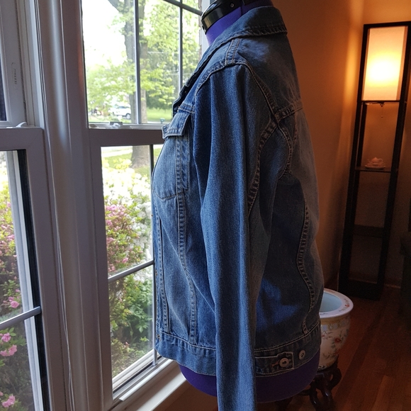 Jacket - Picture 4 of 8